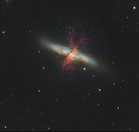 M82  NGC 3034 Cigar Galaxy